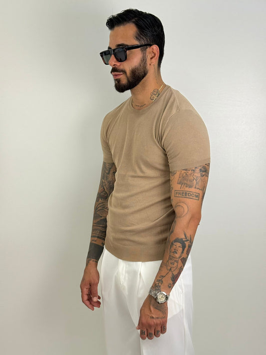 T-shirt girocollo in filo