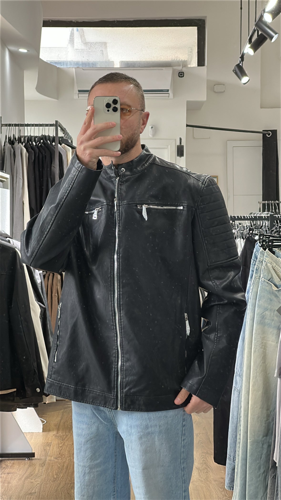 Jacket in promo