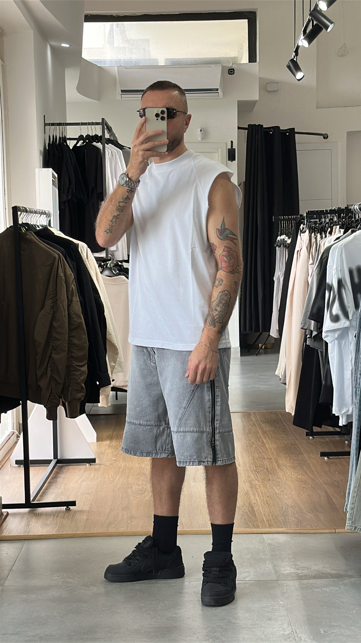 T-shirt smanicata